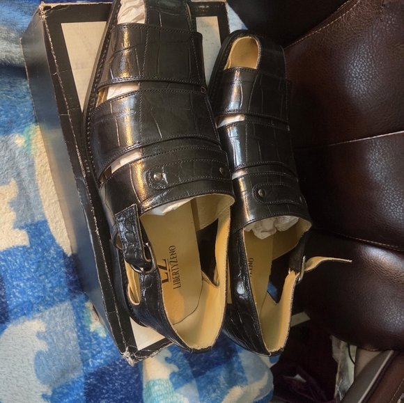 LIBERTYZANO MENS CLOSED TOE SANDALS 11 BLACK - Picture 8 of 13